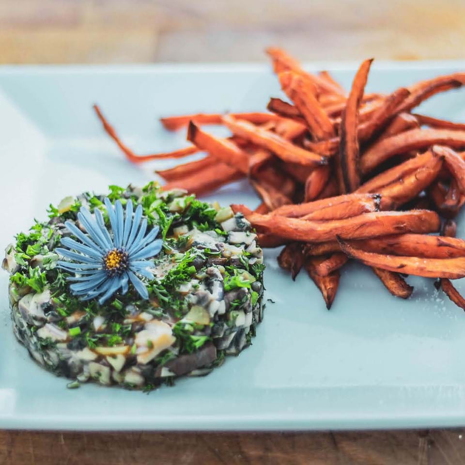M. Portobello steak tartare with sweet potato fries