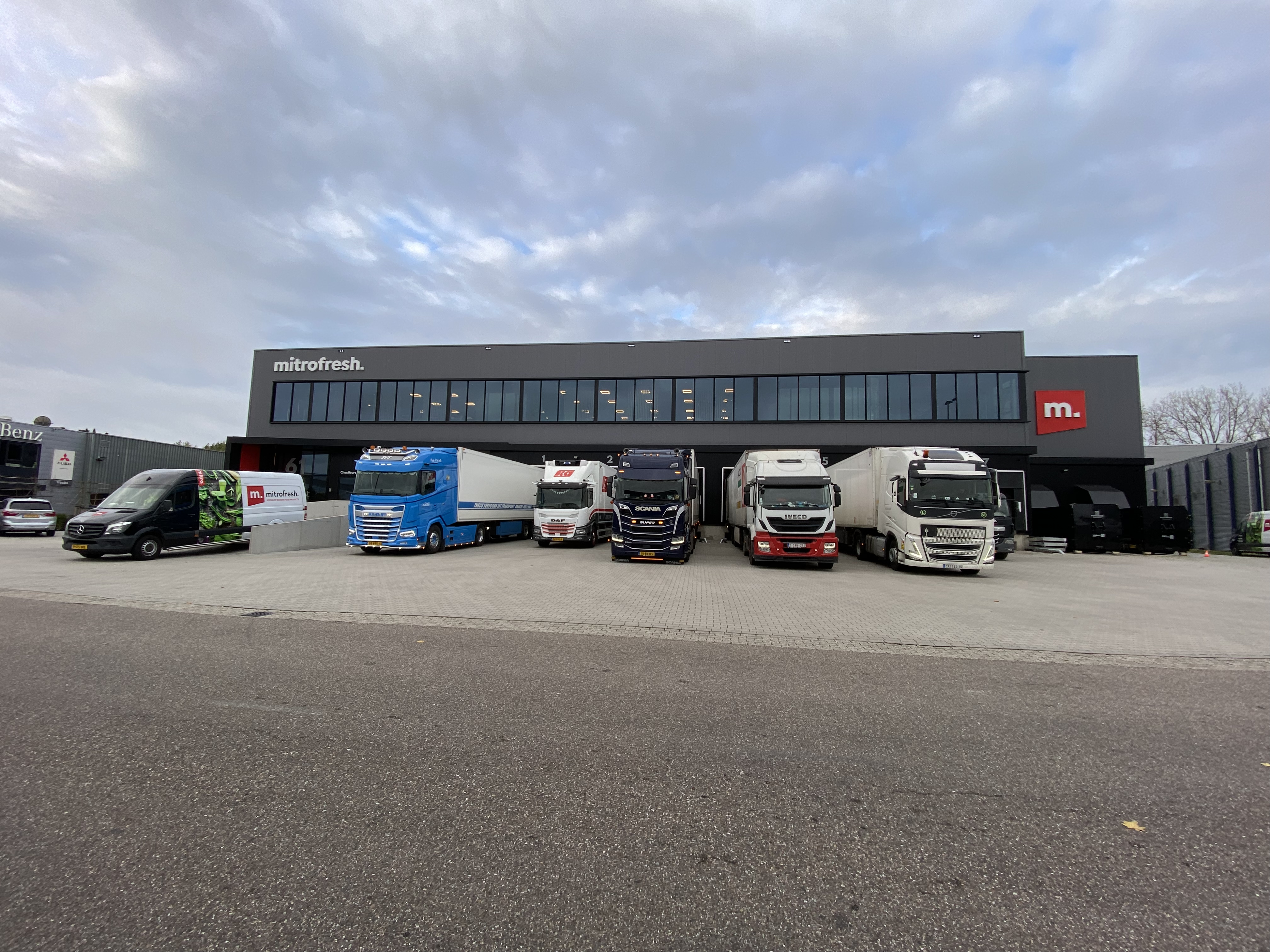 Neues nachhaltiges Produktionszentrum und Büro