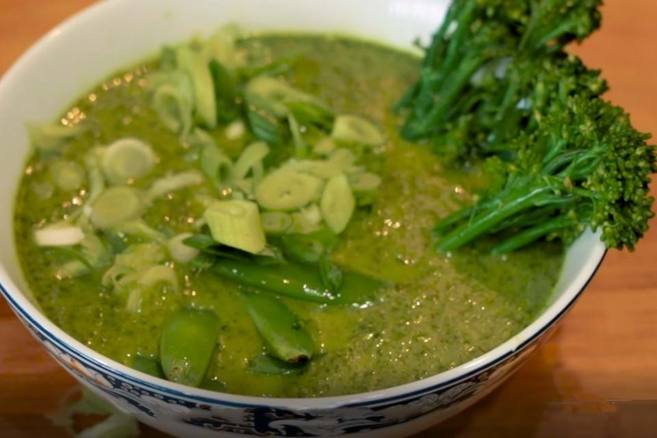 M. Choi Sam soup with sugar snaps & bimi broccoli 